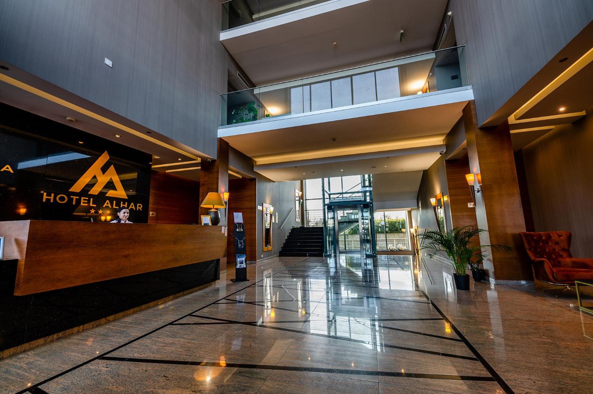 Hotel Alhar Lubliniec Exterior foto